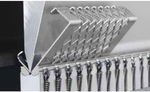 旋翼式无痕翻板下模